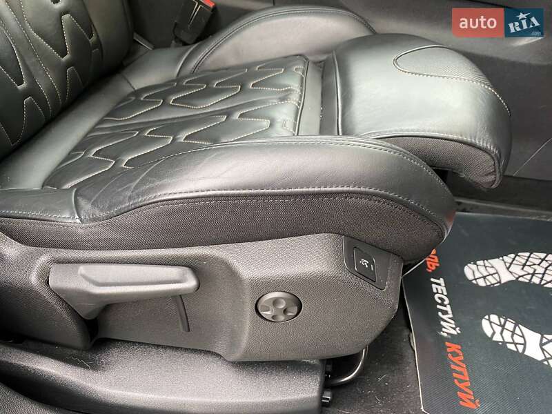 Позашляховик / Кросовер Peugeot 5008 2018 в Хмельницькому фото 40 Позашляховик / Кросовер Peugeot 5008 2018 в Хмельницькому