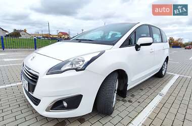 Мікровен Peugeot 5008 2014 в Нововолинську