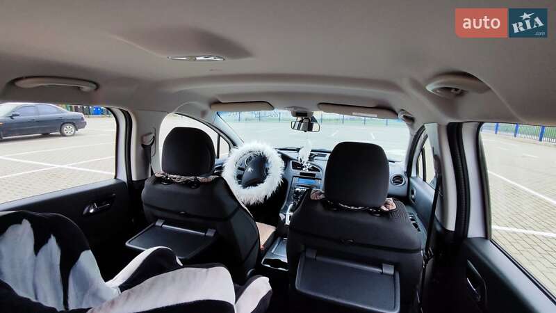 Мікровен Peugeot 5008 2014 в Нововолинську фото 9 Мікровен Peugeot 5008 2014 в Нововолинську