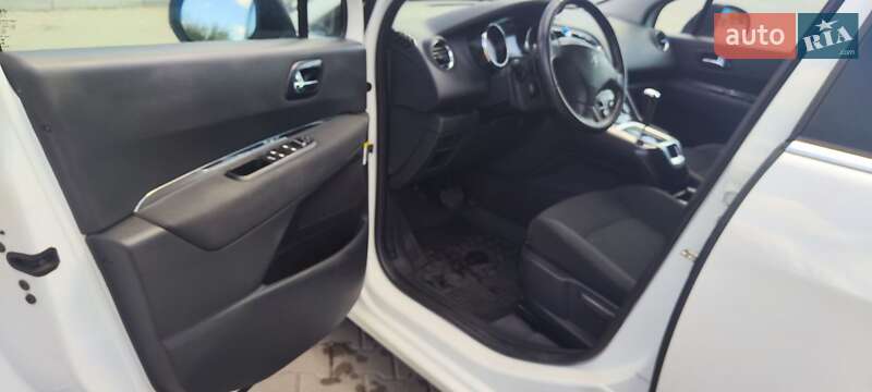 Мікровен Peugeot 5008 2014 в Коломиї