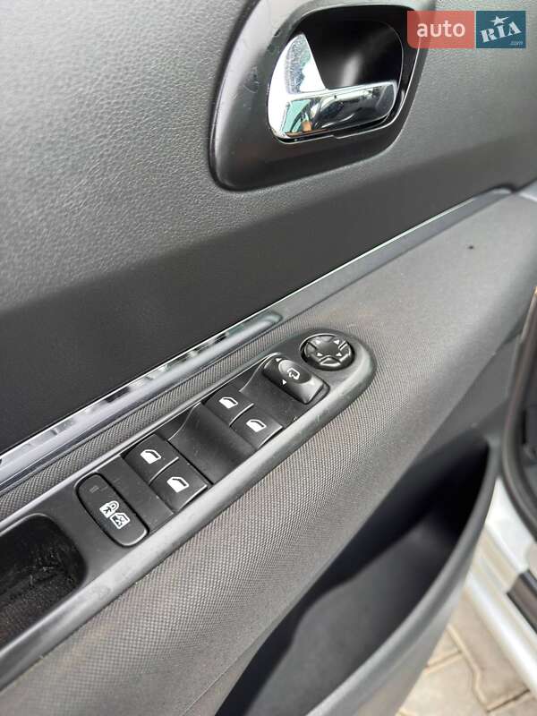 Мікровен Peugeot 5008 2013 в Кривому Розі фото 27 Мікровен Peugeot 5008 2013 в Кривому Розі