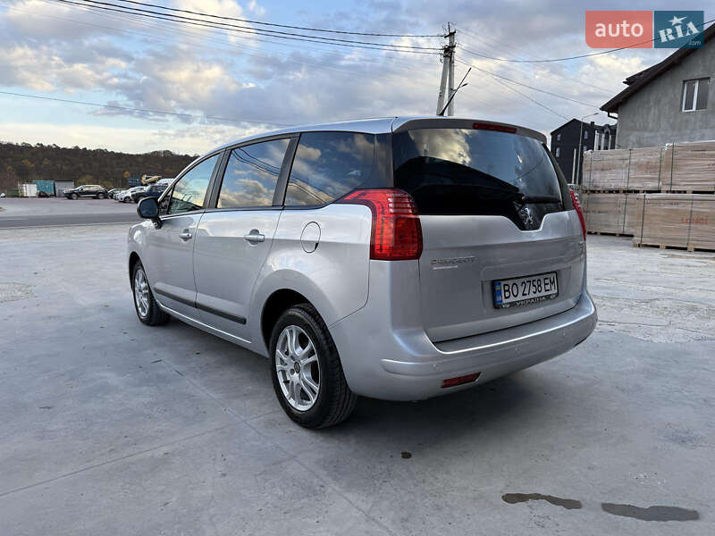 Микровэн Peugeot 5008 2010 в Теребовле