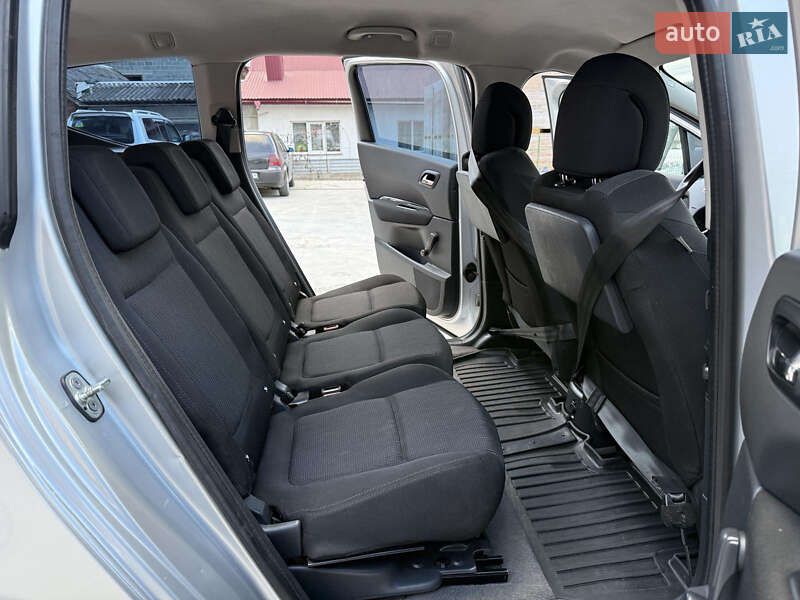 Микровэн Peugeot 5008 2010 в Теребовле