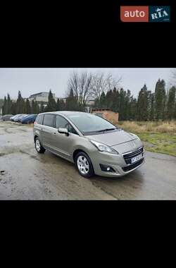 Мікровен Peugeot 5008 2015 в Калуші