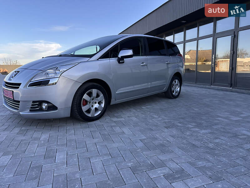 Микровэн Peugeot 5008 2013 в Бучаче фото Микровэн Peugeot 5008 2013 в Бучаче