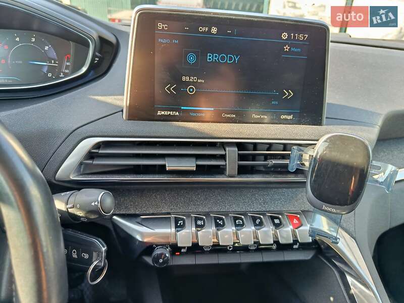 Внедорожник / Кроссовер Peugeot 5008 2017 в Бродах фото 14 Внедорожник / Кроссовер Peugeot 5008 2017 в Бродах