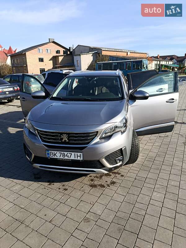 Внедорожник / Кроссовер Peugeot 5008 2017 в Бродах фото 19 Внедорожник / Кроссовер Peugeot 5008 2017 в Бродах