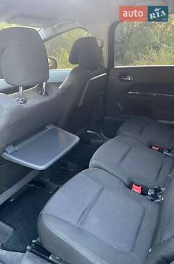 Мікровен Peugeot 5008 2010 в Володимирі