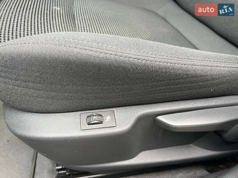 Микровэн Peugeot 5008 2015 в Коломые