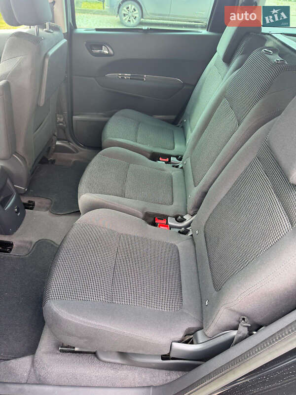 Микровэн Peugeot 5008 2012 в Ивано-Франковске фото 12 Микровэн Peugeot 5008 2012 в Ивано-Франковске