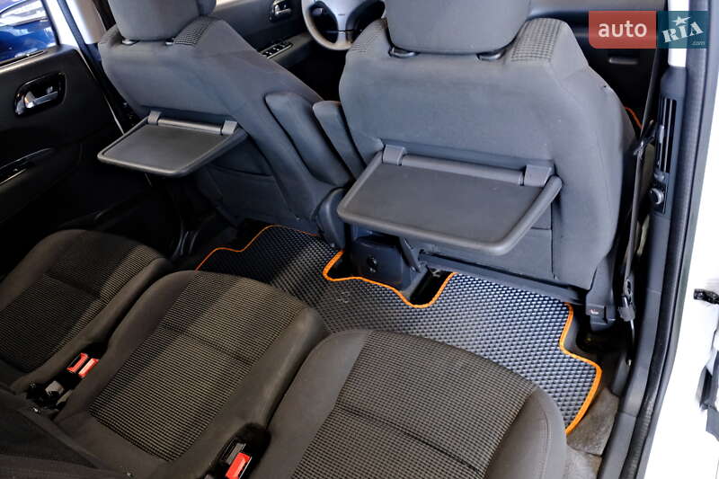 Микровэн Peugeot 5008 2014 в Одессе