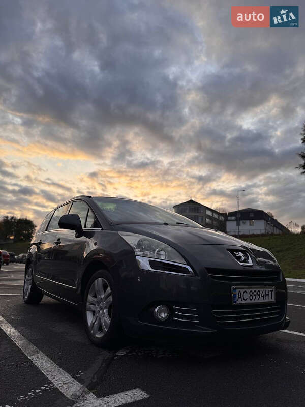 Микровэн Peugeot 5008 2010 в Луцке фото 2 Микровэн Peugeot 5008 2010 в Луцке