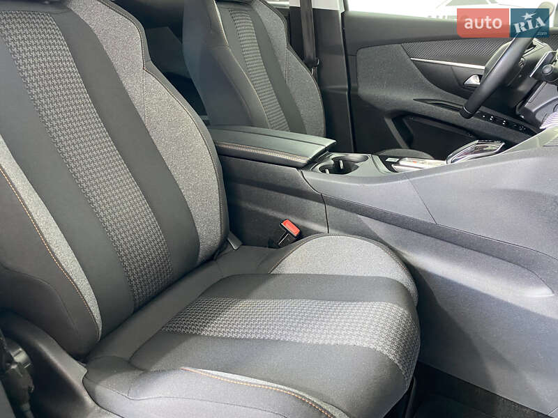 Внедорожник / Кроссовер Peugeot 5008 2020 в Львове фото 9 Внедорожник / Кроссовер Peugeot 5008 2020 в Львове