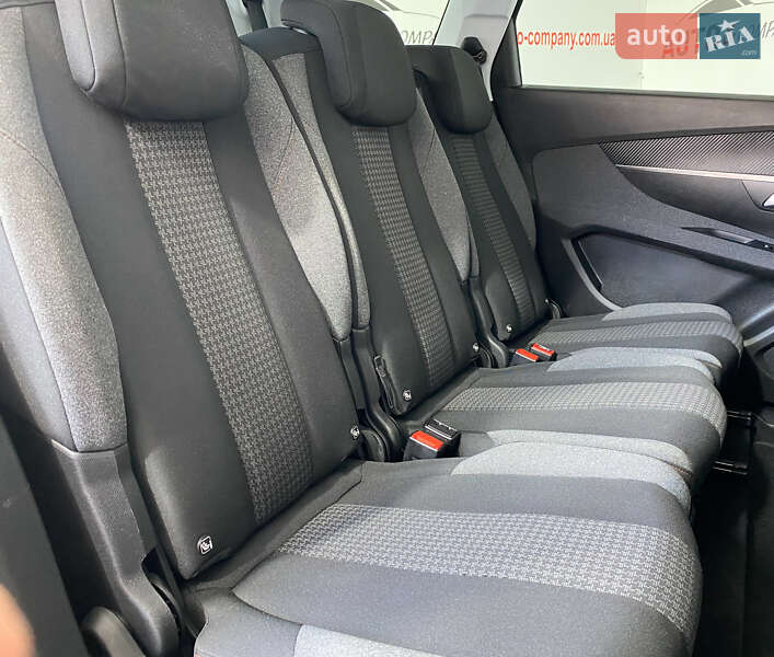 Внедорожник / Кроссовер Peugeot 5008 2020 в Львове фото 10 Внедорожник / Кроссовер Peugeot 5008 2020 в Львове
