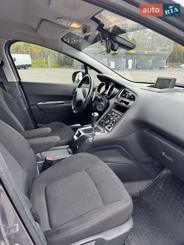 Микровэн Peugeot 5008 2011 в Львове фото 4 Микровэн Peugeot 5008 2011 в Львове