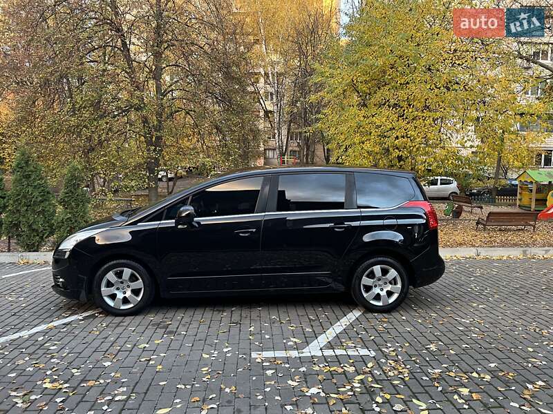 Микровэн Peugeot 5008 2013 в Киеве фото 4 Микровэн Peugeot 5008 2013 в Киеве