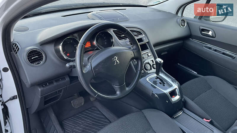 Микровэн Peugeot 5008 2015 в Дубно фото 10 Микровэн Peugeot 5008 2015 в Дубно