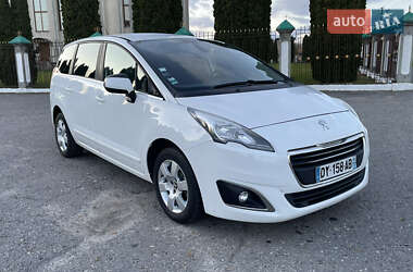 Микровэн Peugeot 5008 2015 в Дубно
