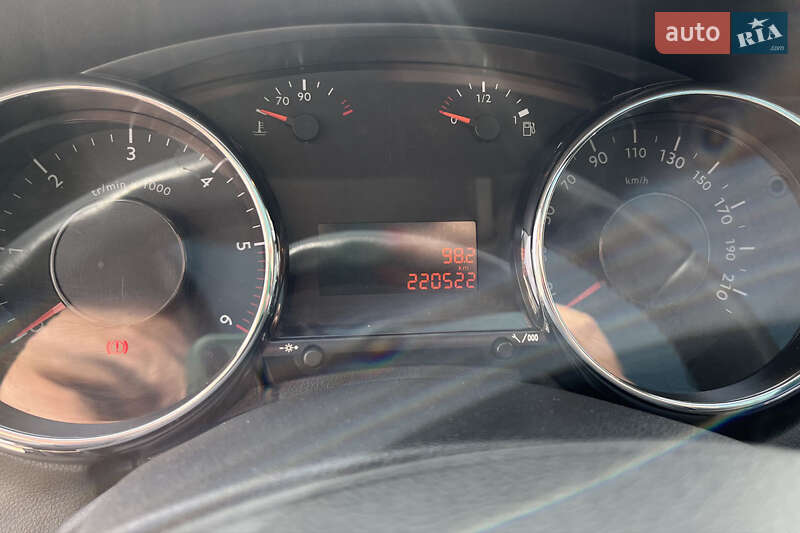 Микровэн Peugeot 5008 2011 в Стрые