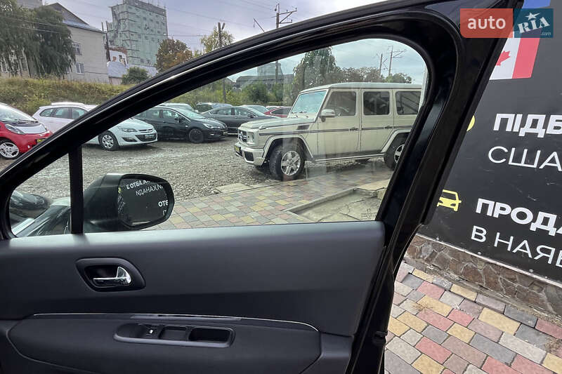 Микровэн Peugeot 5008 2011 в Стрые