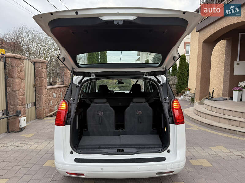Микровэн Peugeot 5008 2012 в Тернополе