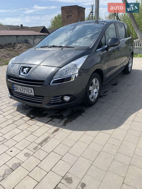 Микровэн Peugeot 5008 2010 в Ровно фото 3 Микровэн Peugeot 5008 2010 в Ровно