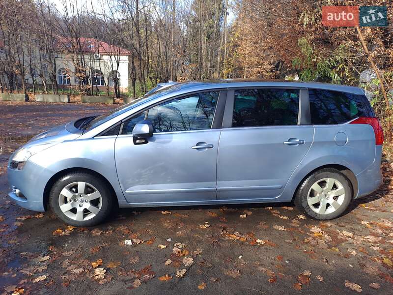 Микровэн Peugeot 5008 2010 в Львове фото 3 Микровэн Peugeot 5008 2010 в Львове
