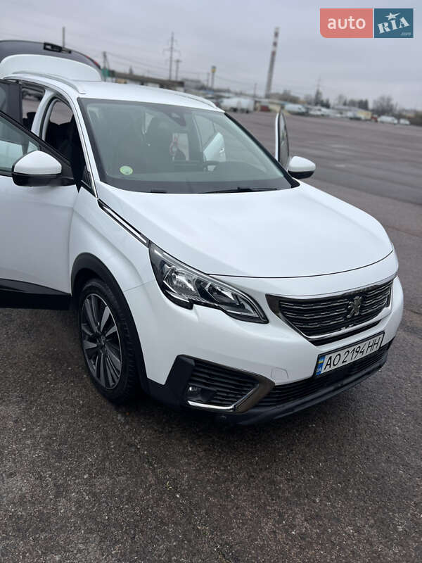 Внедорожник / Кроссовер Peugeot 5008 2017 в Ужгороде фото 15 Внедорожник / Кроссовер Peugeot 5008 2017 в Ужгороде