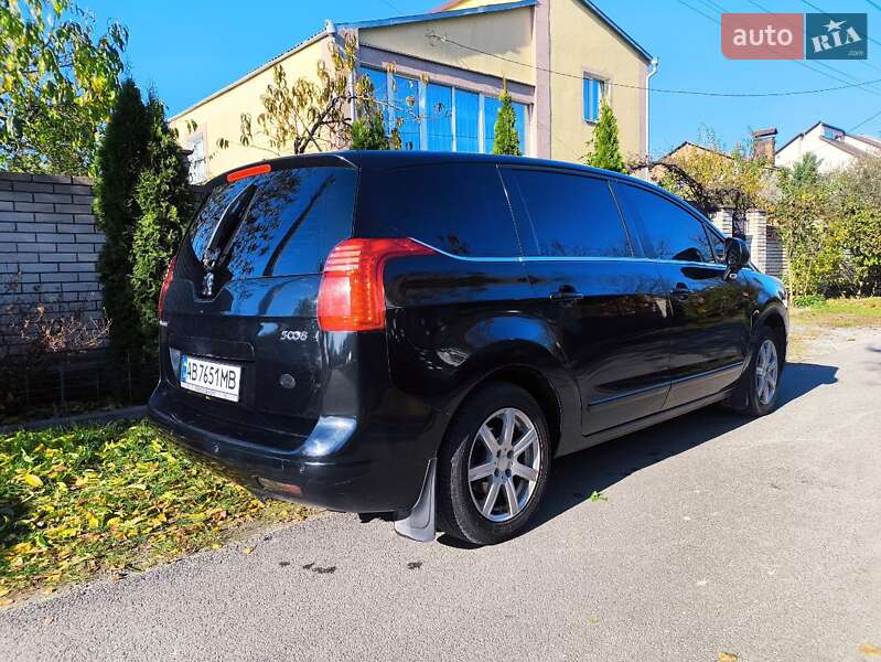 Микровэн Peugeot 5008 2009 в Виннице