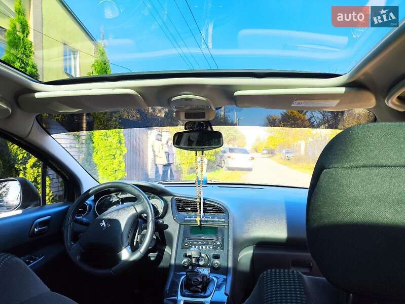 Микровэн Peugeot 5008 2009 в Виннице