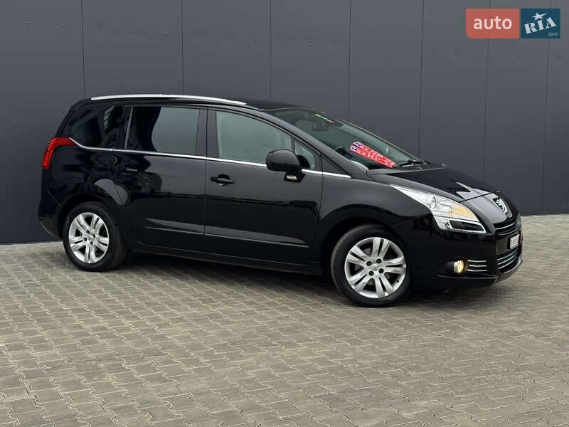 Микровэн Peugeot 5008 2011 в Луцке