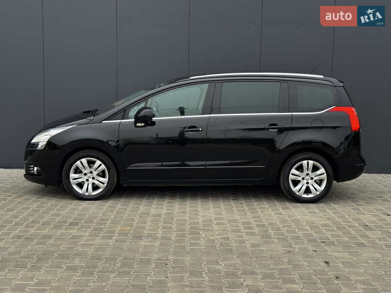 Микровэн Peugeot 5008 2011 в Луцке