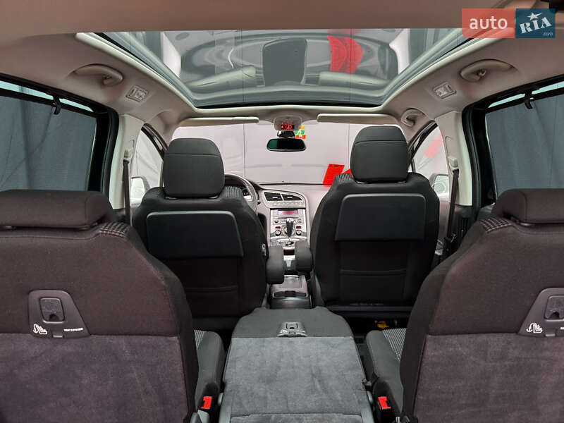 Микровэн Peugeot 5008 2011 в Луцке