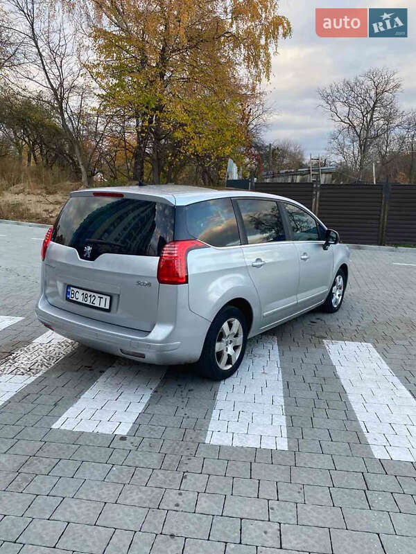 Микровэн Peugeot 5008 2011 в Львове фото 8 Микровэн Peugeot 5008 2011 в Львове
