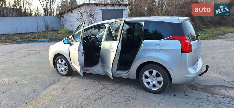 Микровэн Peugeot 5008 2010 в Богуславе фото 12 Микровэн Peugeot 5008 2010 в Богуславе