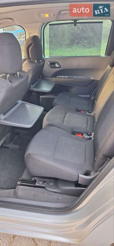 Микровэн Peugeot 5008 2010 в Богуславе фото 21 Микровэн Peugeot 5008 2010 в Богуславе