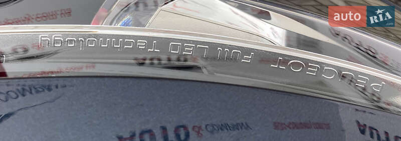 Позашляховик / Кросовер Peugeot 5008 2018 в Львові фото 49 Позашляховик / Кросовер Peugeot 5008 2018 в Львові