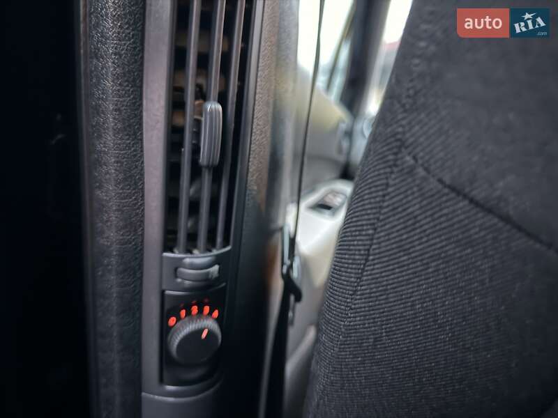 Мікровен Peugeot 5008 2011 в Рівному