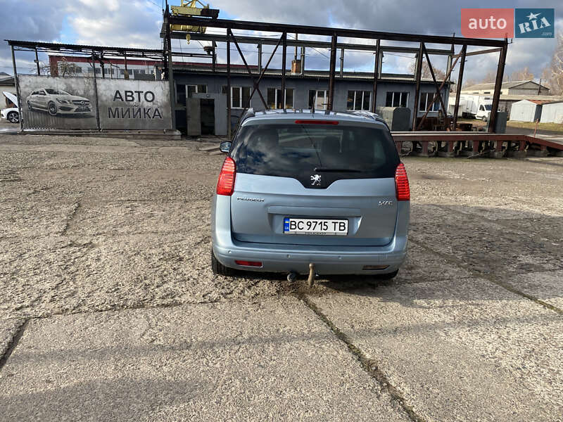 Микровэн Peugeot 5008 2010 в Нововолынске фото 6 Микровэн Peugeot 5008 2010 в Нововолынске