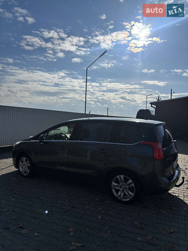 Микровэн Peugeot 5008 2010 в Черновцах фото 3 Микровэн Peugeot 5008 2010 в Черновцах