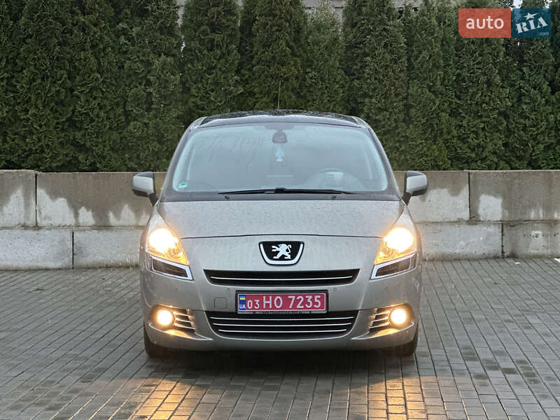 Микровэн Peugeot 5008 2011 в Ровно