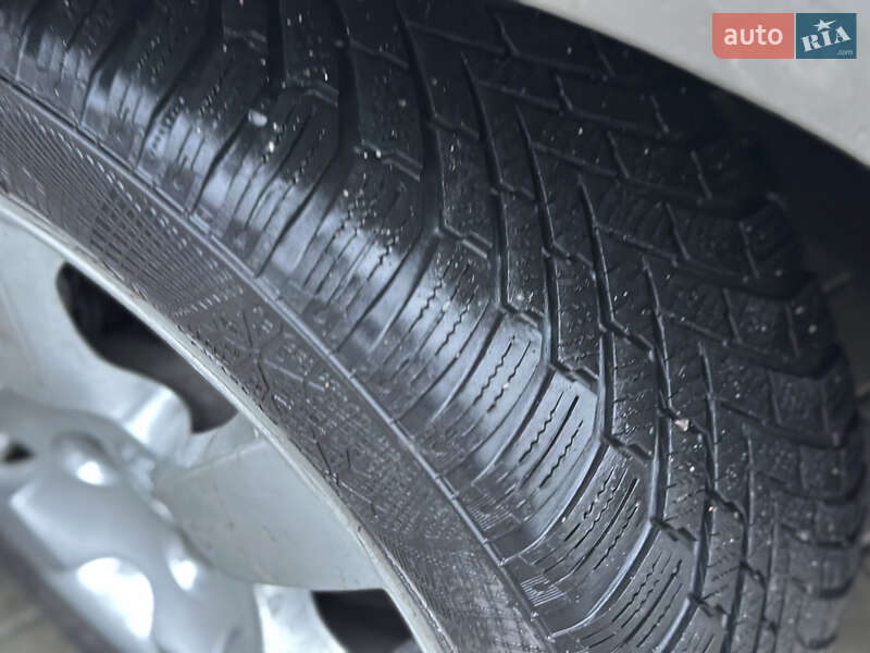 Микровэн Peugeot 5008 2011 в Ровно