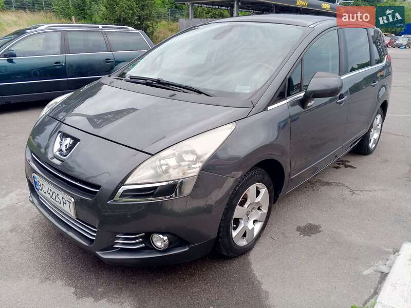 Мікровен Peugeot 5008 2010 в Львові