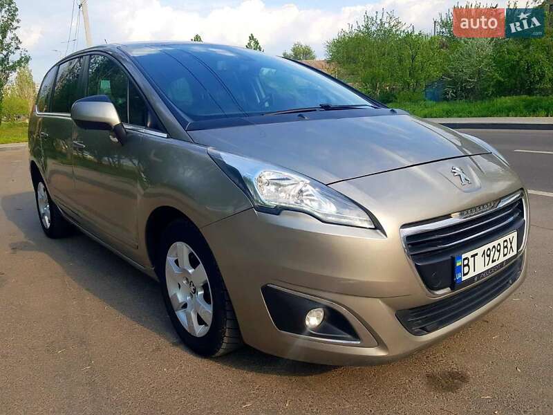 Микровэн Peugeot 5008 2014 в Николаеве