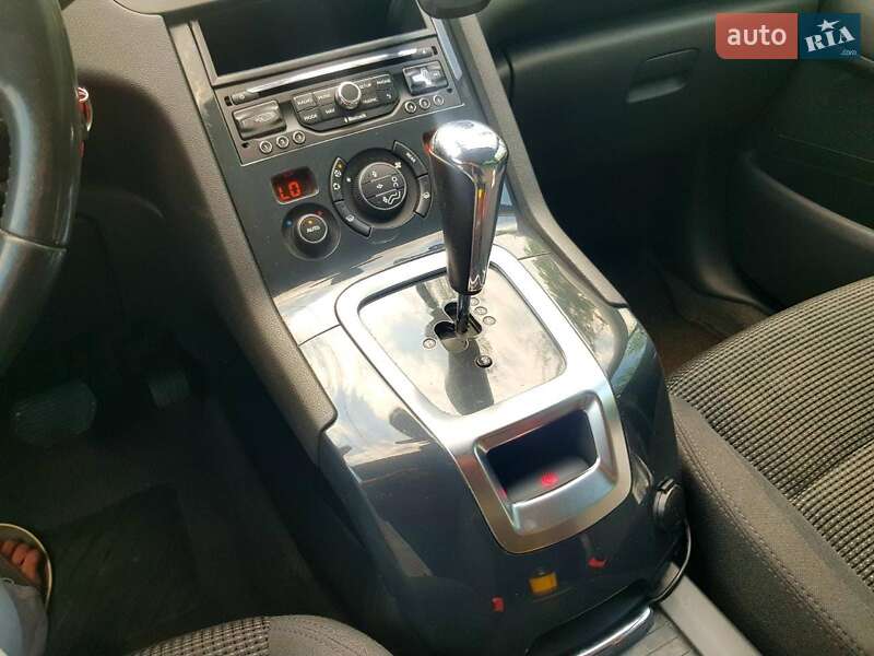 Микровэн Peugeot 5008 2014 в Николаеве