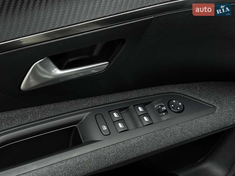 Внедорожник / Кроссовер Peugeot 5008 2020 в Тернополе фото 38 Внедорожник / Кроссовер Peugeot 5008 2020 в Тернополе
