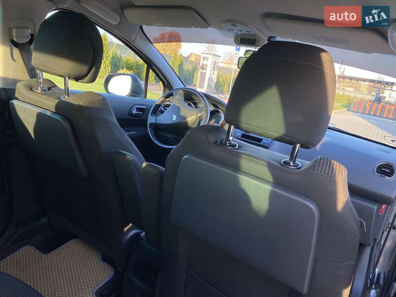 Мікровен Peugeot 5008 2010 в Вінниці