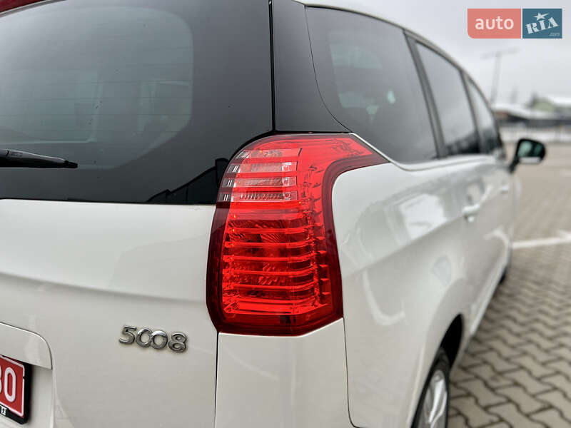 Мікровен Peugeot 5008 2011 в Івано-Франківську