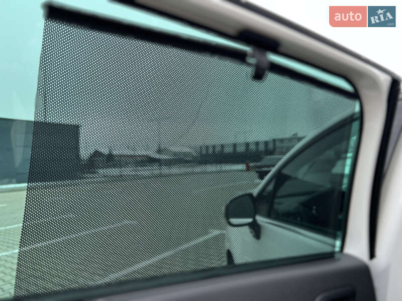 Мікровен Peugeot 5008 2011 в Івано-Франківську