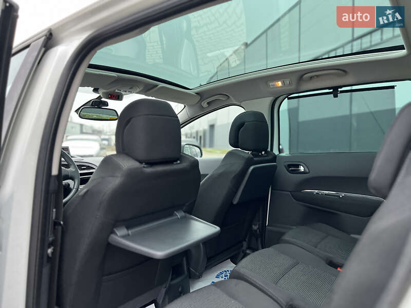 Мікровен Peugeot 5008 2011 в Івано-Франківську